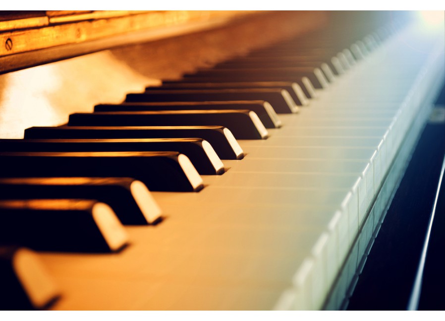Perbedaan Alat Musik Piano Dengan Keyboard